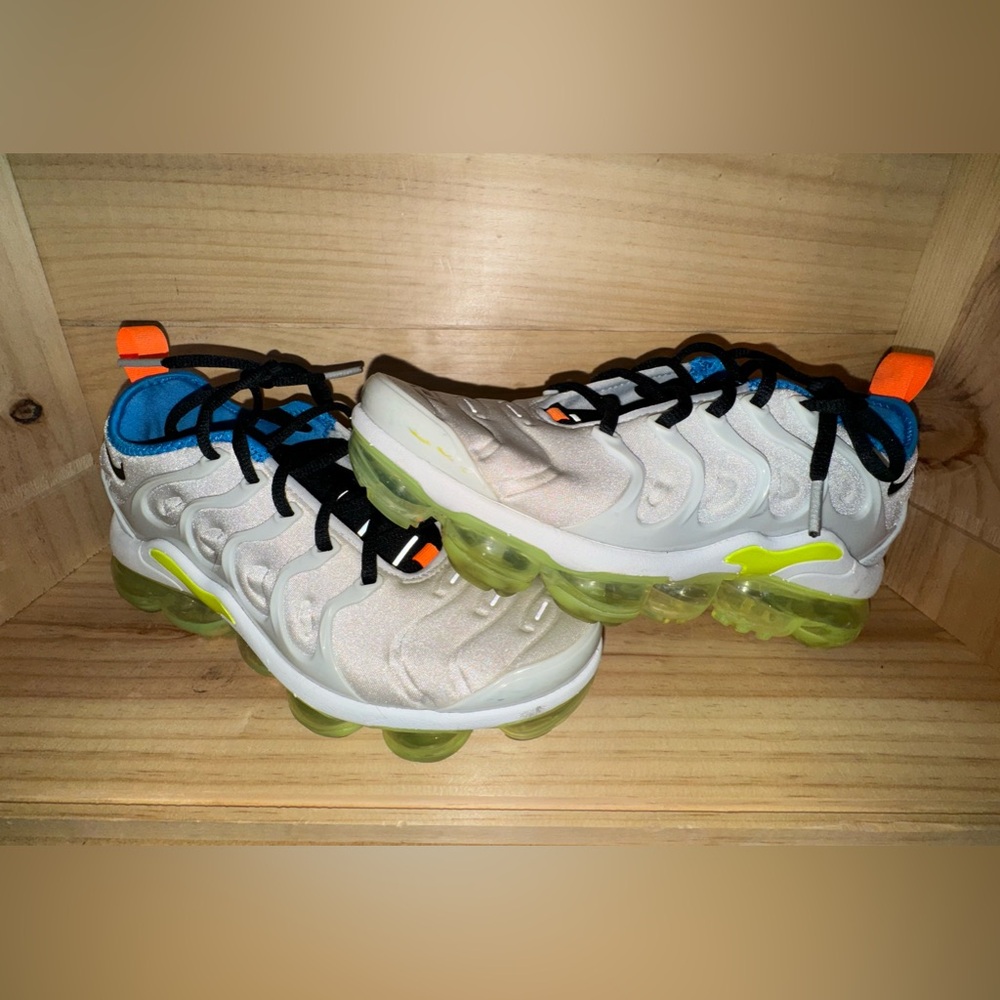 Nike V Max